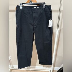 Women’s Black Ankle Pants